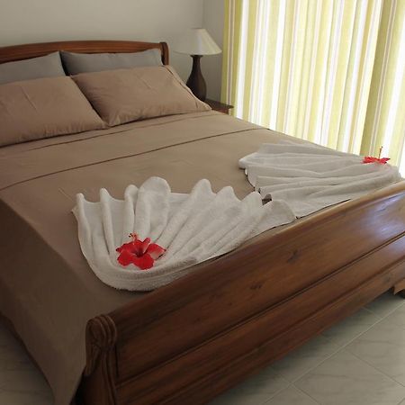 Central Self Catering Apartments Felicite Island Rum bild