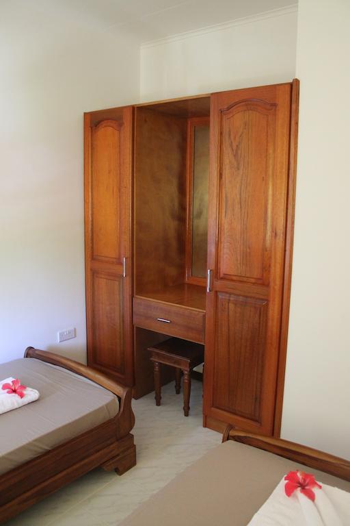 Central Self Catering Apartments Felicite Island Rum bild