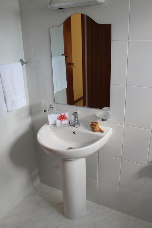 Central Self Catering Apartments Felicite Island Rum bild